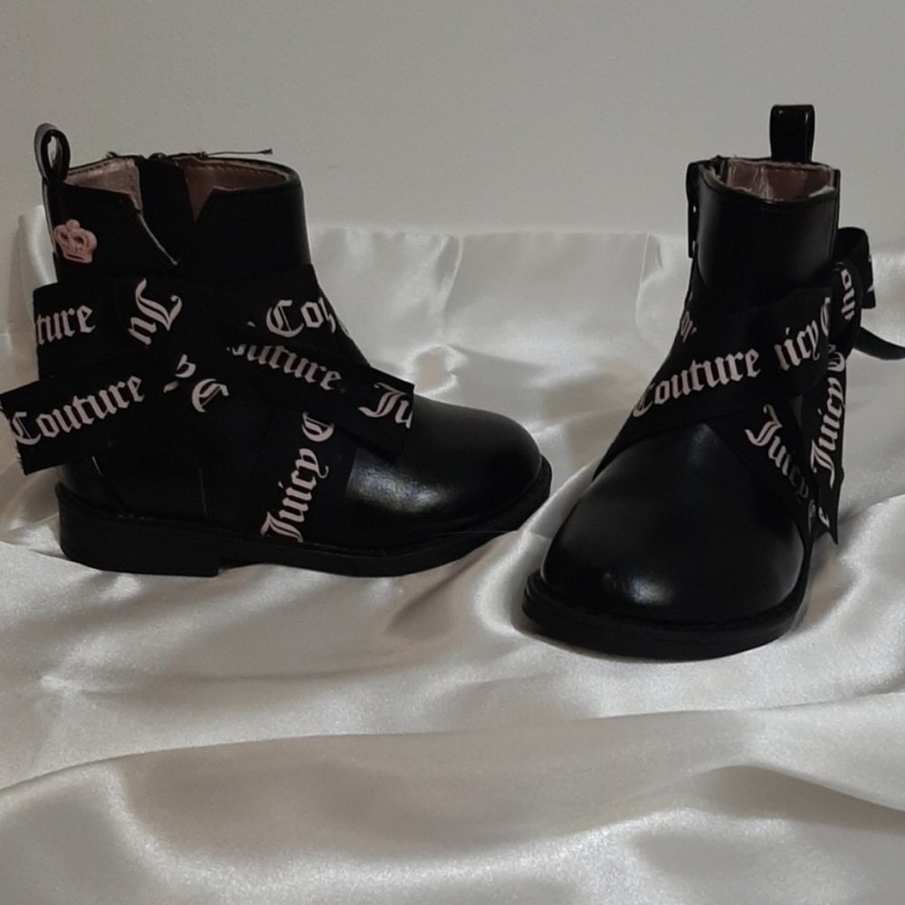 Juicy Couture stylish little booties toddler 5